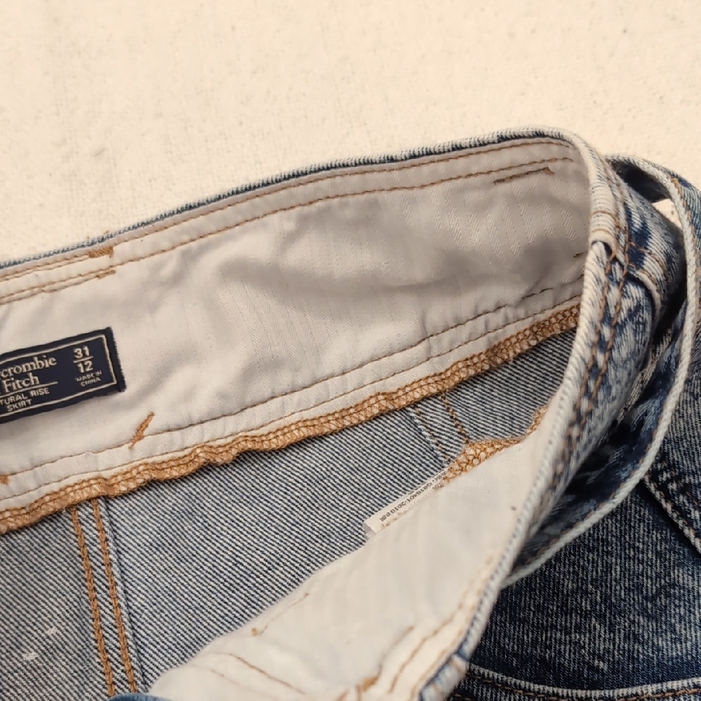 Abercrombie & Fitch Blue Denim Mini Skirt 12 - Picture 8 of 8